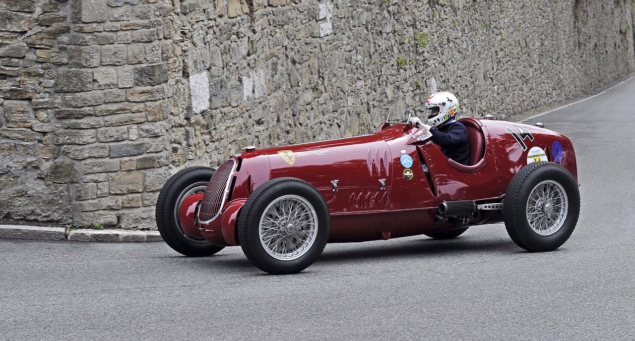 alfa romeo 12c, bergamo, classic