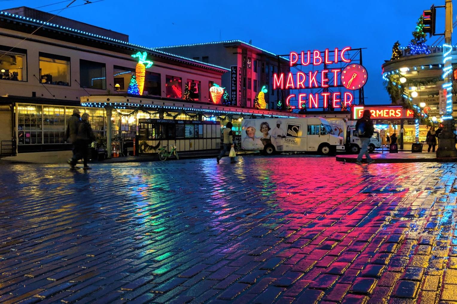 public market center signage